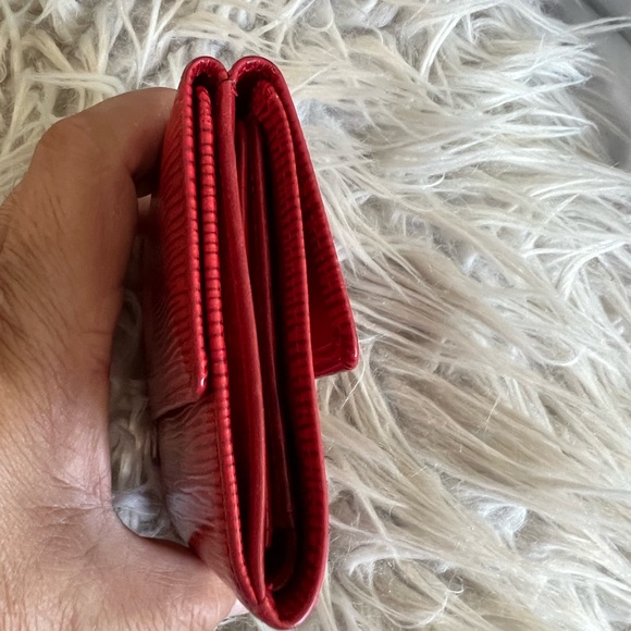 Authentic Louis Vuitton wallet - Picture 8 of 12